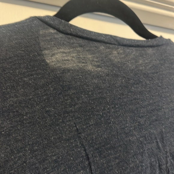 (J) GUC: Hollister T-shirt with embroidered logo, size M - Picture 5 of 6